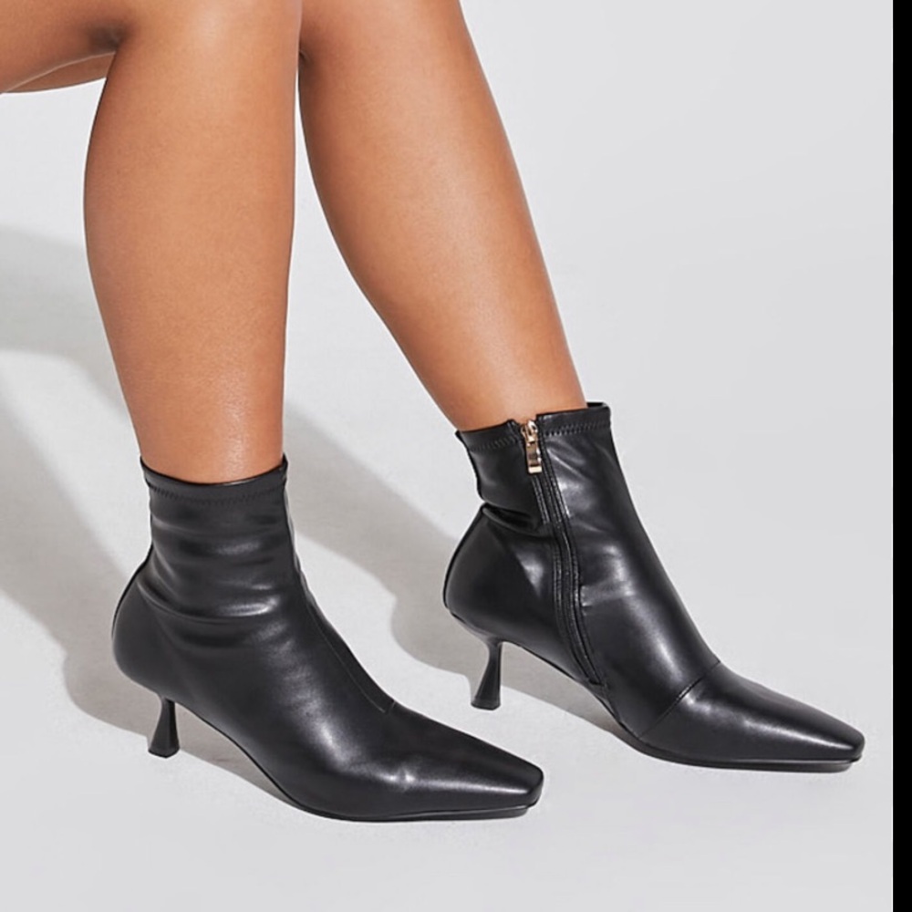 BILLINI SARAH BOOTS black size 6